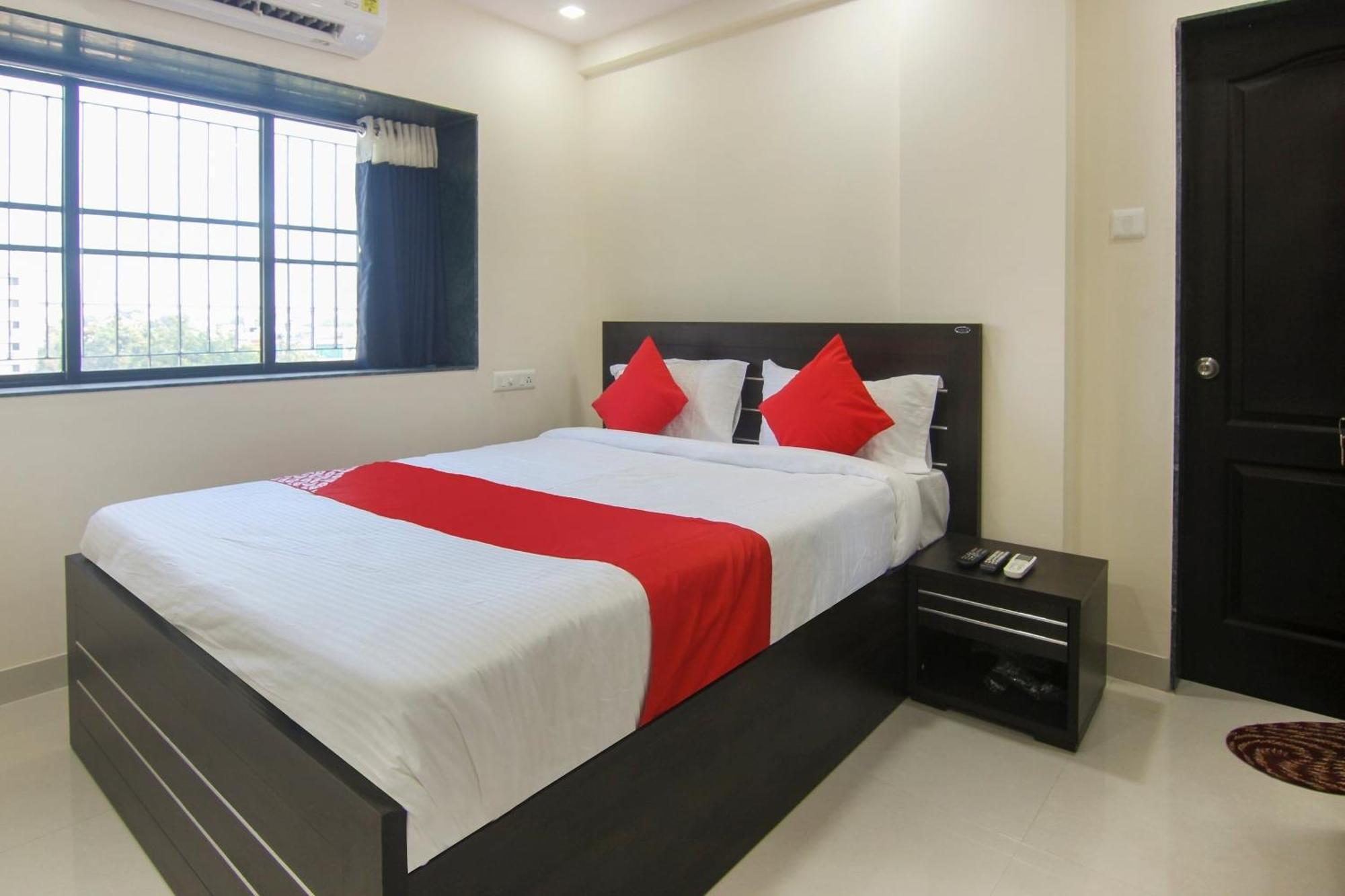 Hotel O Villa 31 Akot 外观 照片