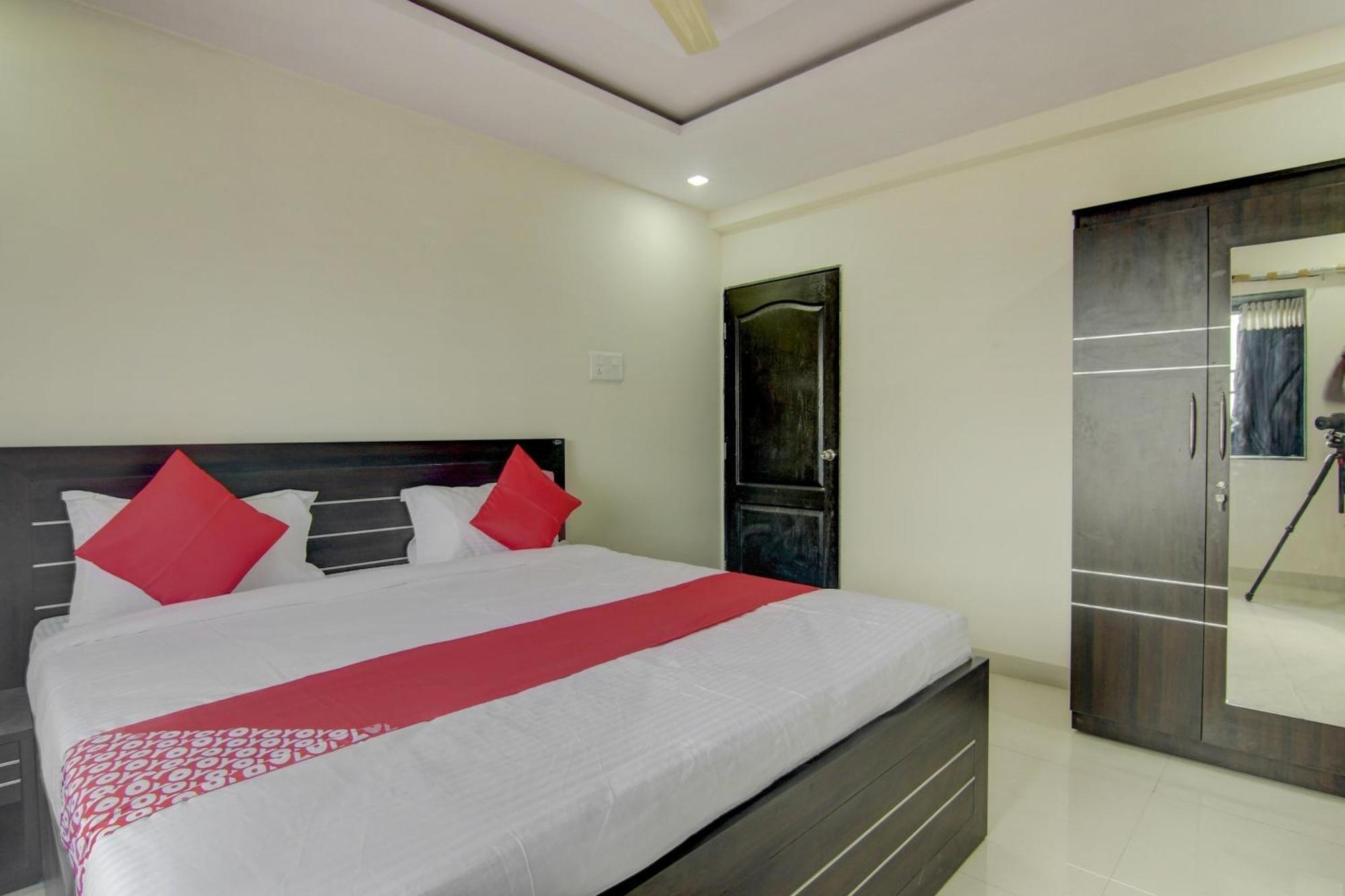 Hotel O Villa 31 Akot 外观 照片